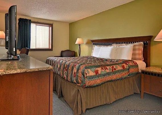 Quality I-90 East 4* Gillette