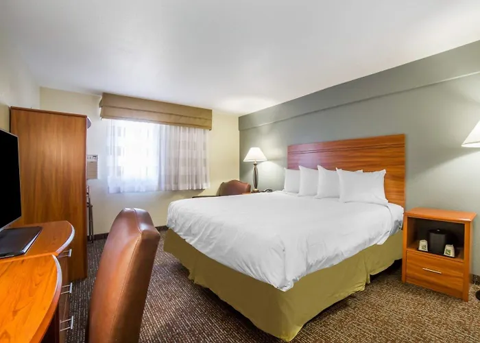 Quality I-90 East Locanda 4*
