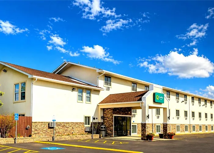 Quality I-90 East Locanda 4*