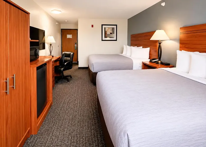 Quality I-90 East 4* Gillette